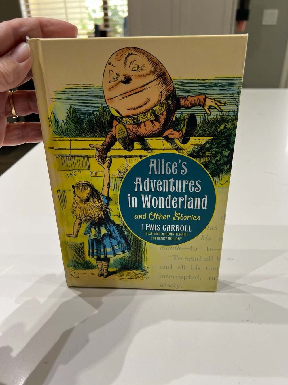 Alice's Adventures in Wonderland Lewis Carroll, Fall River Press 2022 Hardcover